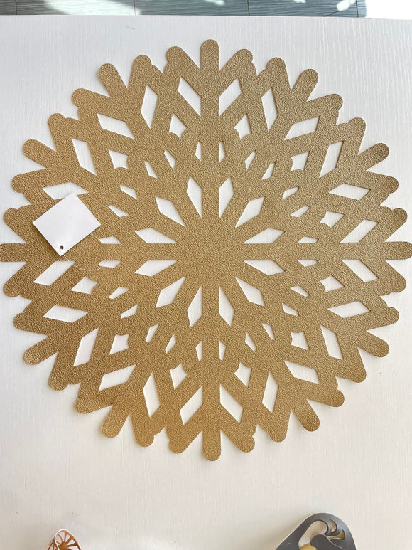 Set of 4 gold placemat #351