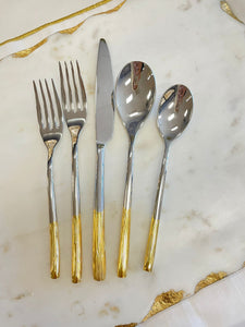 Hollister Two tone 18/10 flatware set of 4