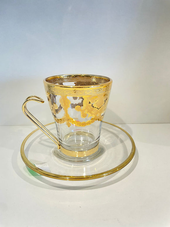 Set of 6 tea cups with saucers