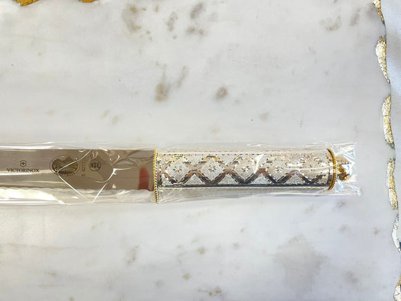 Victorinox silver plated sharp serrated challah knife #6