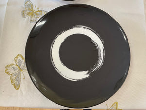 Set of 4 black dinner plate with white Design #11