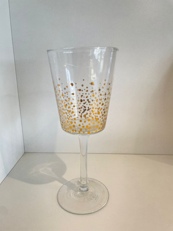 Set of 4 gold sparkly glasses