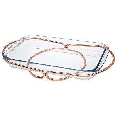 Oven to tableware with gold base.