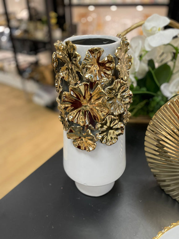 White and gold ceramic vase with Floral design