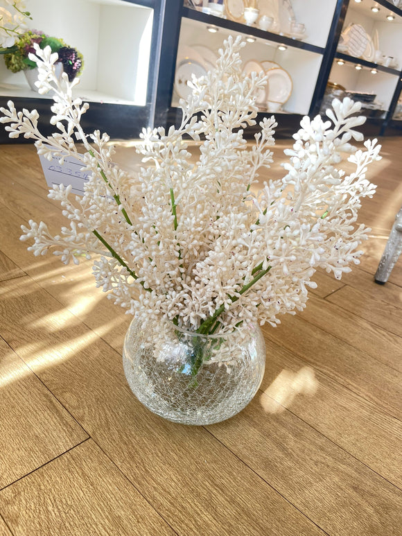 Small arrangement in glass vase #91135